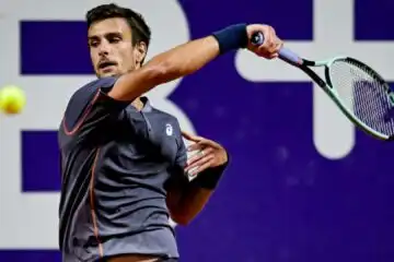 Buenos Aires: Lorenzo Musetti travolge Corentin Moutet e centra i quarti di finale