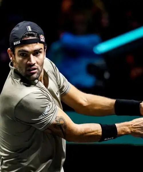 Matteo Berrettini spezza la maledizione: Novak Djokovic va k.o.