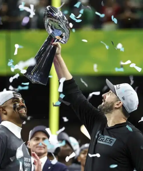 Philadelphia vince il Super Bowl davanti a Donald Trump