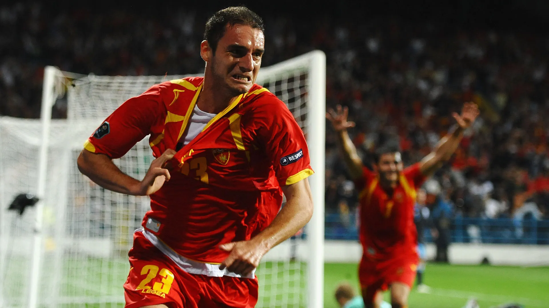 Con il Montenegro segnò una storica rete contro l'Inghilterra in un match del 2011, finito 2-2