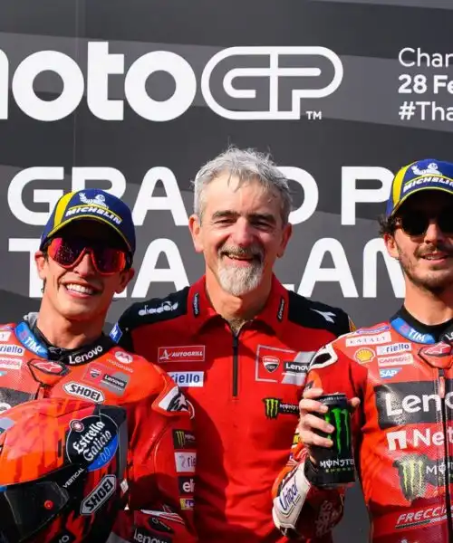 Marc Marquez domina: Pecco Bagnaia chiede spiegazioni alla Ducati dopo il weekend complicato