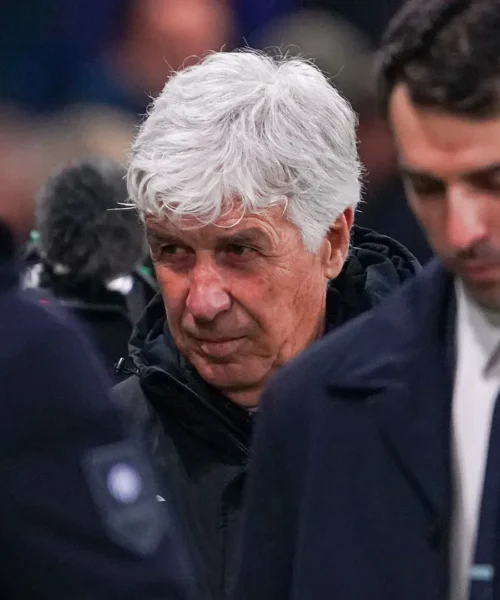 Gian Piero Gasperini polemico, il web è spietato: immagini