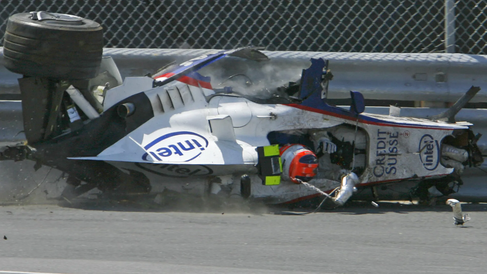 Ci fu un grave incidente al Gran Premio del Canada 2007, quando la BMW Sauber di Robert Kubica uscì di pista a oltre 230 km/h
