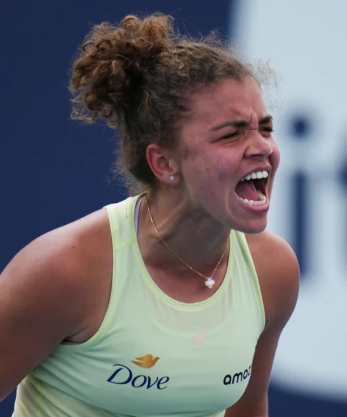 Miami: Jasmine Paolini ribalta Naomi Osaka e vola ai quarti di finale