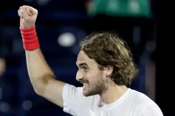 Stefanos Tsitsipas interrompe il lungo digiuno