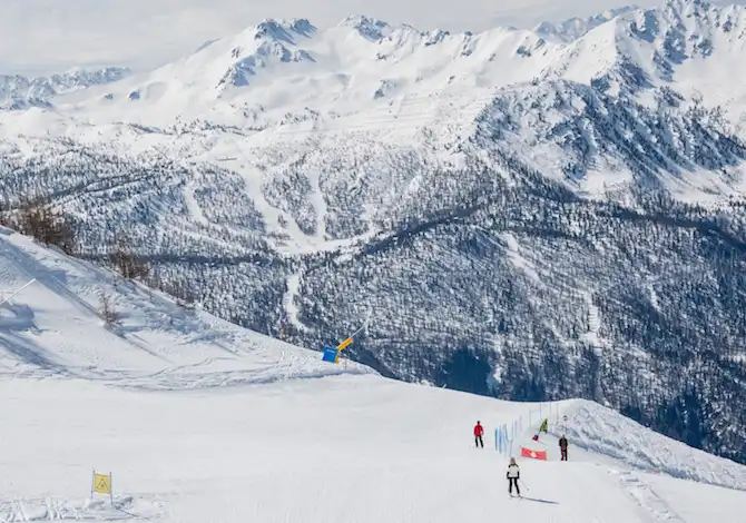 Perché quest’anno devi andare a sciare a Salice D’Ulzio: impianti, piste e skipass